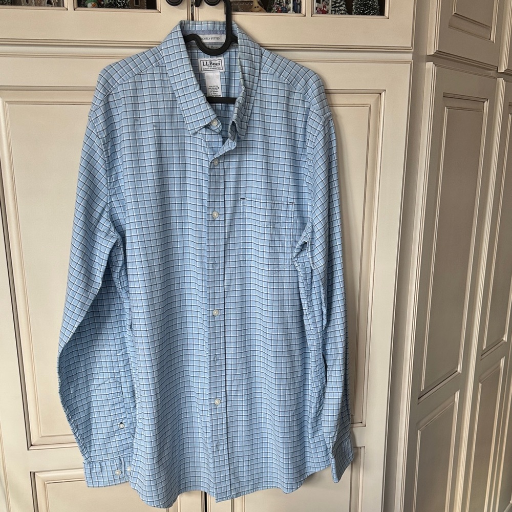 L.L. Bean LT Light Blue Button Down Shirt